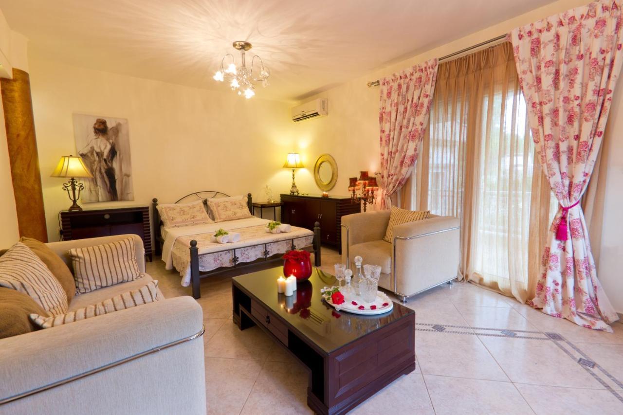 Angel Villa - Thassos Town Екстер'єр фото
